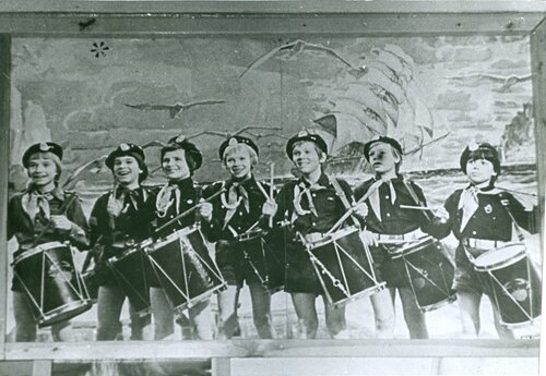 09_краcная папка_см